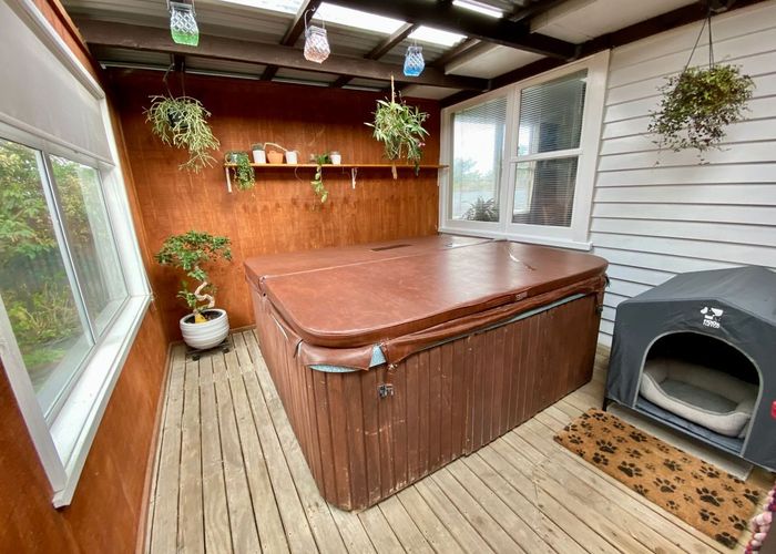  at 1020 Tremaine Avenue, Roslyn, Palmerston North