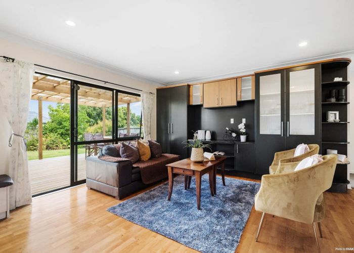  at 33 Killybegs Drive, Pinehill, Auckland