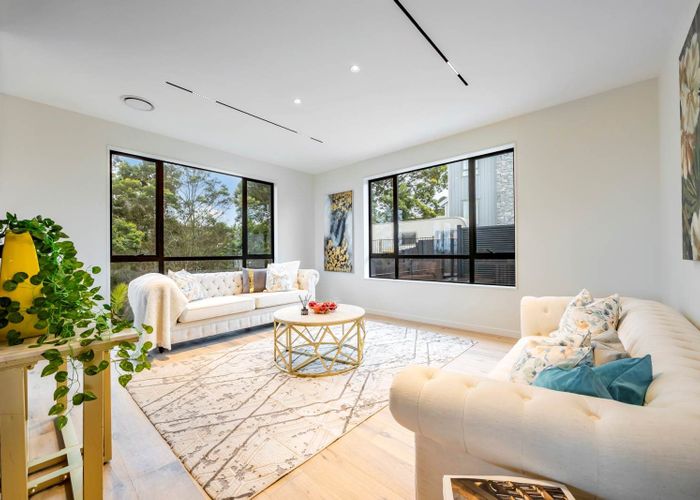  at 124 Greenhithe Road, Greenhithe, North Shore City, Auckland
