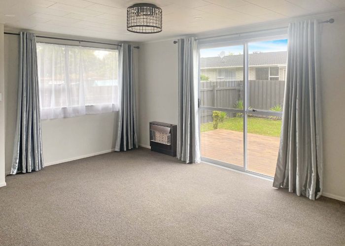  at 32B Hartford Crescent, Totara Park, Upper Hutt