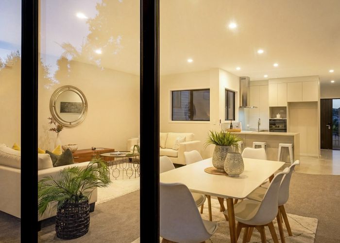  at 6D Pax Avenue, Forrest Hill, North Shore City, Auckland