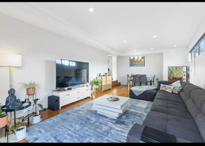  at 2/66 Kautami Avenue, Papatoetoe, Manukau City, Auckland