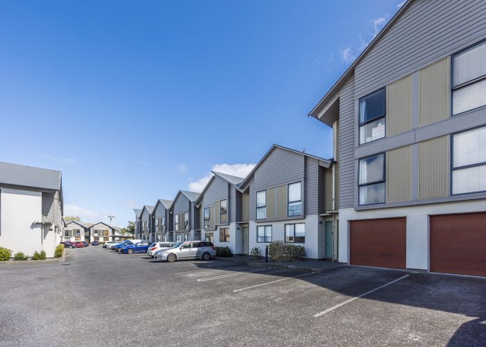  at 58/51 Ireland Road, Panmure, Auckland