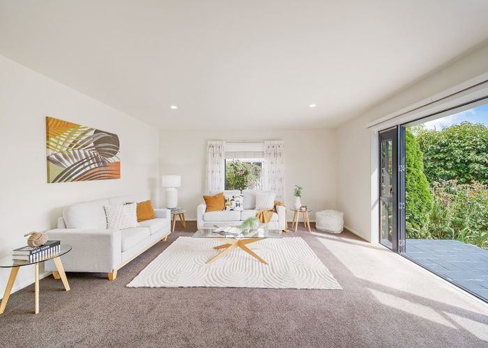  at 8 Seascape Gardens, Bromley, Christchurch