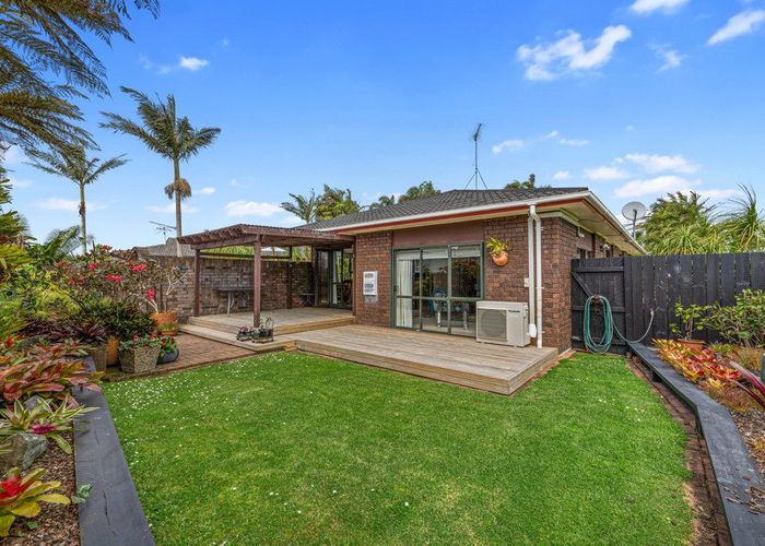 at 43 Pinehurst Place, Wattle Downs, Auckland