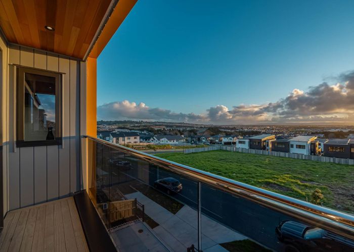  at 6 Mill Hill Close, Flat Bush, Manukau City, Auckland