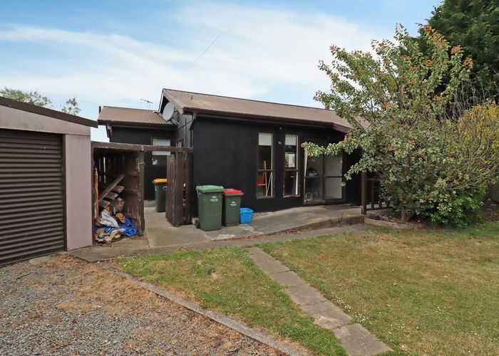  at 6 Parker Street, Glenavy