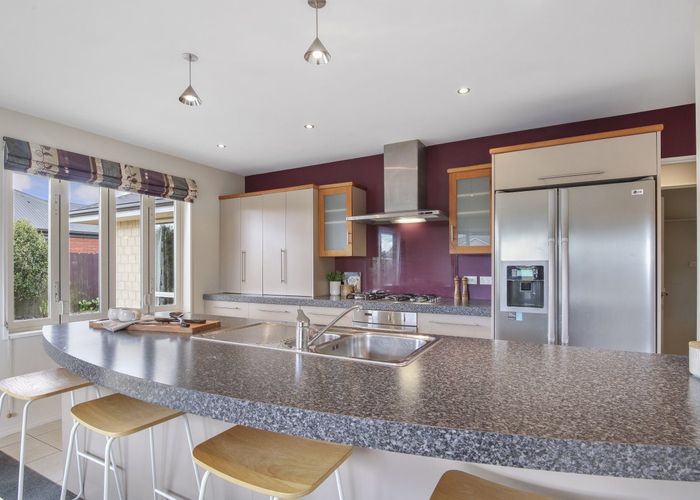  at 5 Harrys Way, Redwood, Christchurch City, Canterbury