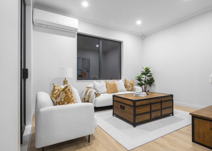  at 8D Andrew Road, Howick, Manukau City, Auckland