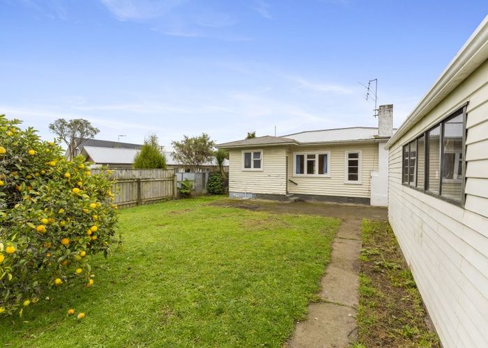  at 5 Graham Street, Levin, Levin