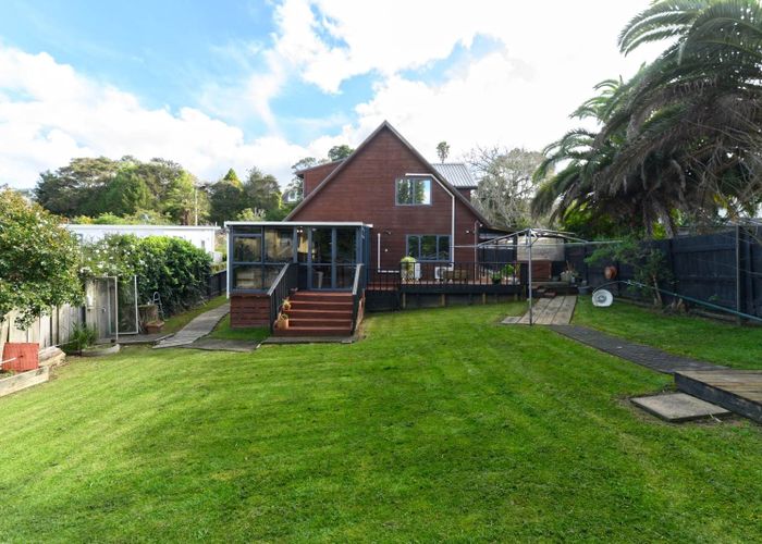  at 18B  Shetland Street, Glen Eden, Waitakere City, Auckland