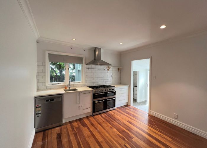  at 730 Te Atatu Road, Te Atatu Peninsula, Auckland