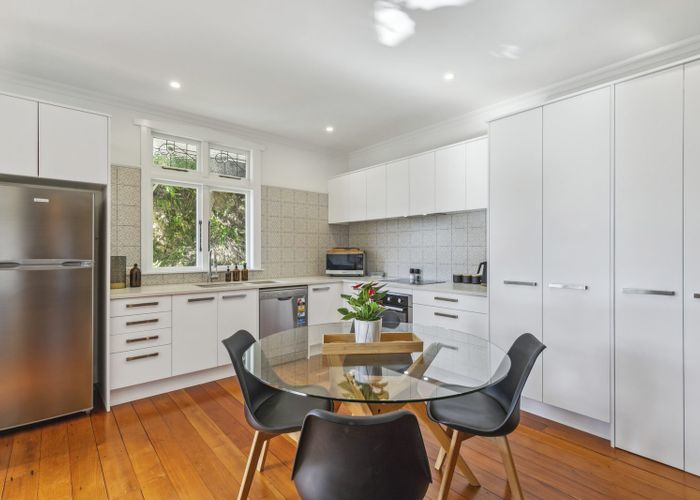  at 131 Wadestown Road, Wadestown, Wellington