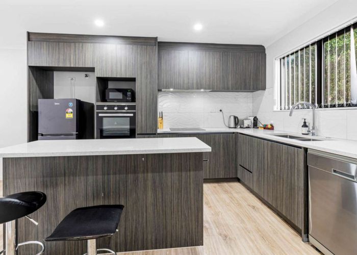  at 18C Jupiter Street, Papakura, Papakura, Auckland