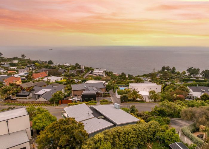  at 2 Peninsula View, Scarborough, Christchurch
