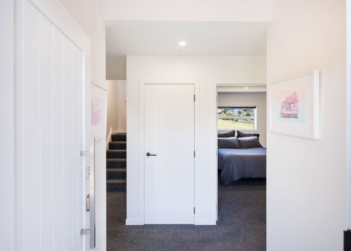  at 37 Vaucluse Heights, Fitzherbert, Palmerston North, Manawatu / Whanganui