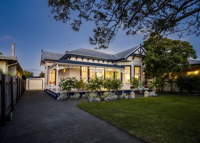  at 11 Nelson Crescent, Napier South, Napier