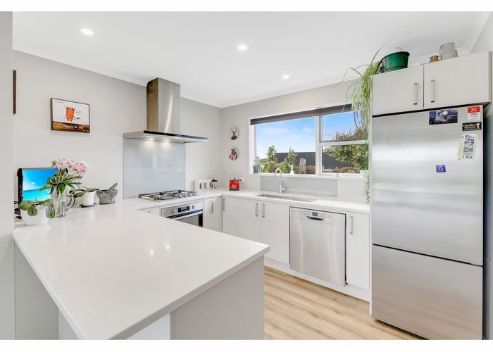  at 5 Northside Drive, Waikuku, Waikuku