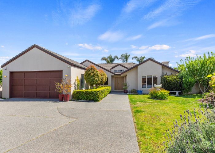  at 8 Havana Key, Papamoa Beach, Papamoa