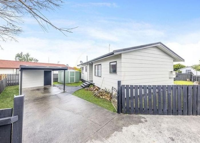  at 2/114 Finlayson Avenue, Manurewa, Manukau City, Auckland