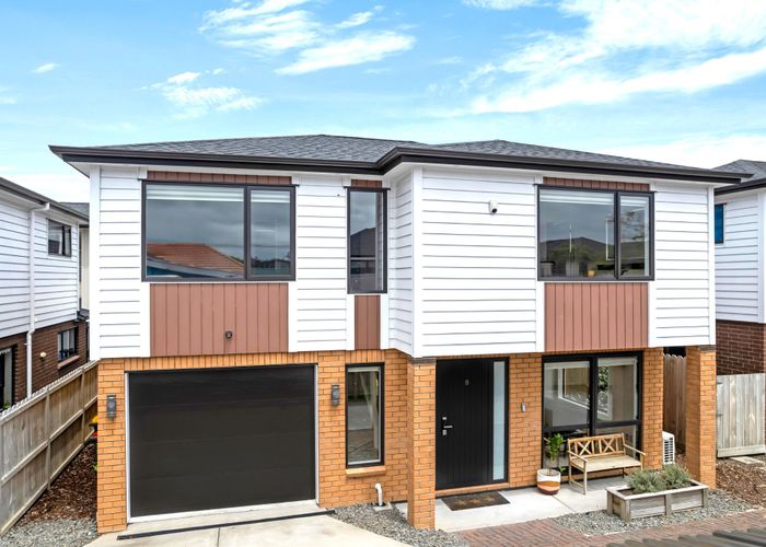  at 21B Busby Street, Blockhouse Bay, Auckland
