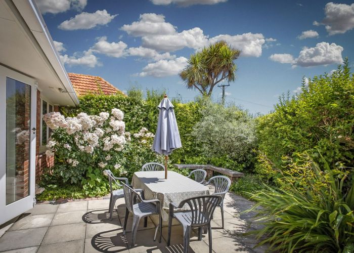  at 2/188 Clyde Road, Burnside, Christchurch