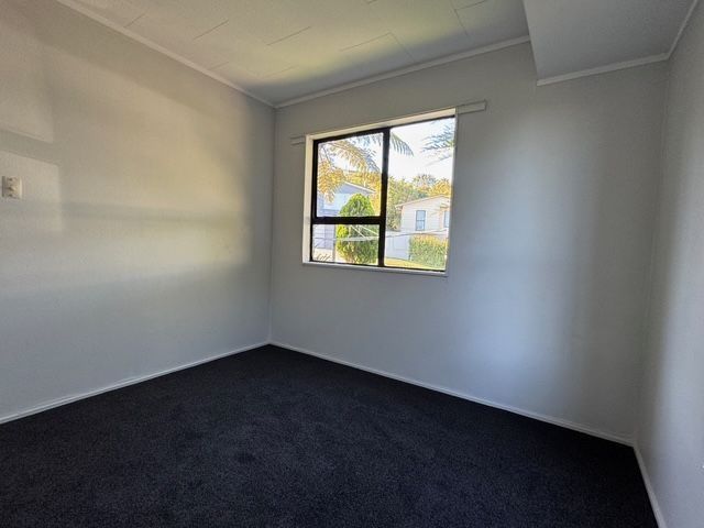  at 26B Cheltenham Terrace, Newlands, Wellington
