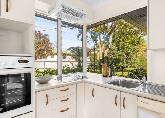  at 16 Howard Road, Taradale, Napier