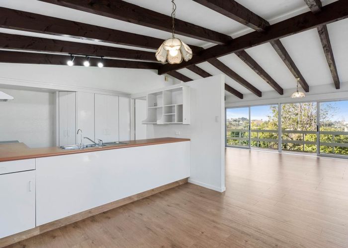  at 19 Ravenwood Drive, Forrest Hill, North Shore City, Auckland