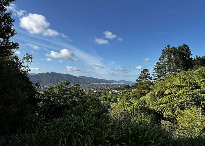  at 77 Park Road, Belmont, Lower Hutt
