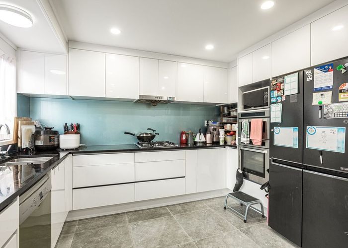  at 11 Jillteresa Cres, Half Moon Bay, Manukau City, Auckland