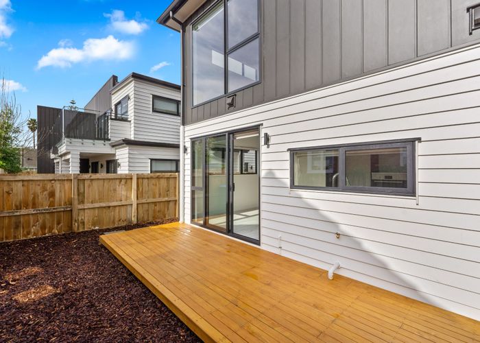  at 12d Pirangi St, Point England, Auckland City, Auckland