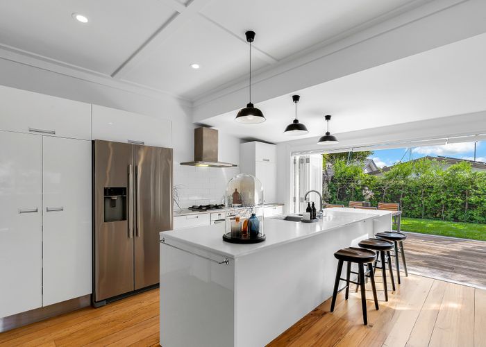  at 44 Walmer Road, Point Chevalier, Auckland