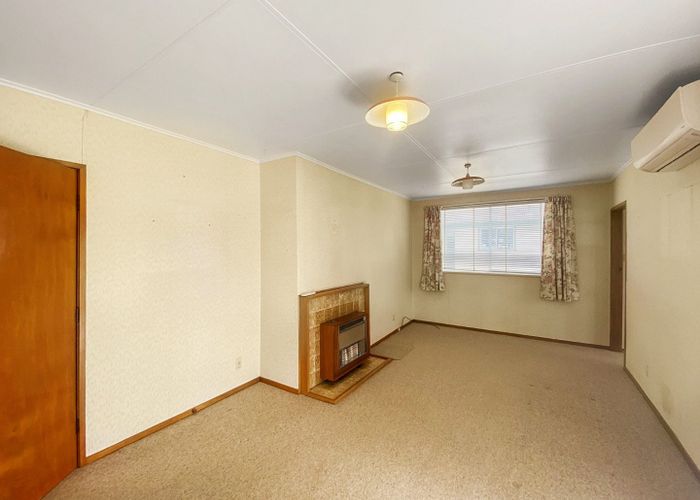  at 21 Dampier Avenue, Awapuni, Palmerston North