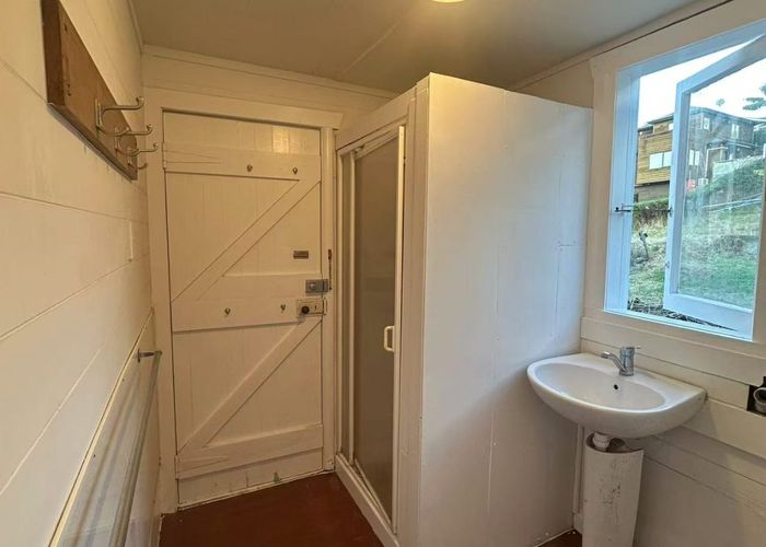  at 523 Mt Albert Road, Three Kings, Auckland City, Auckland