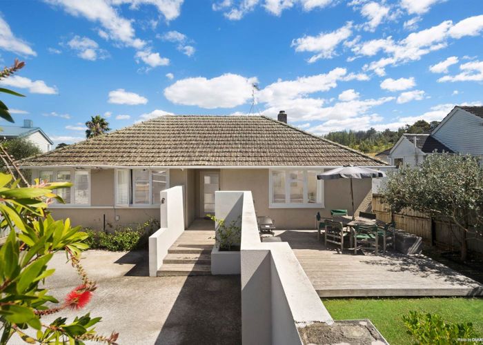  at 35 Apirana Avenue, Glen Innes, Auckland City, Auckland