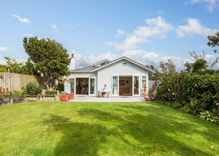  at 9 Putnam Street, Northland, Wellington, Wellington