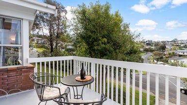  at 41 McDowell Crescent, Hillcrest, Auckland