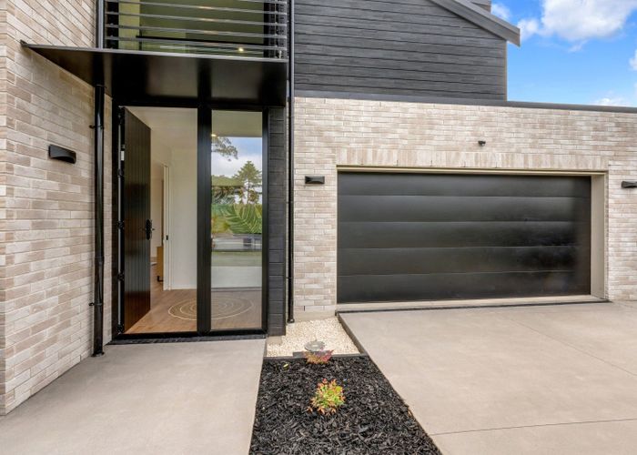  at 27 The Boulevard, Sunnyhills, Manukau City, Auckland