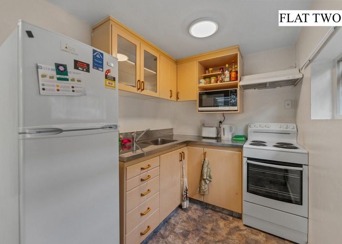  at 2/7A Royal Terrace, City Centre, Dunedin, Otago