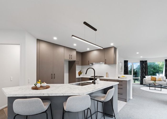  at 30 Wrights Road, Addington, Christchurch City, Canterbury
