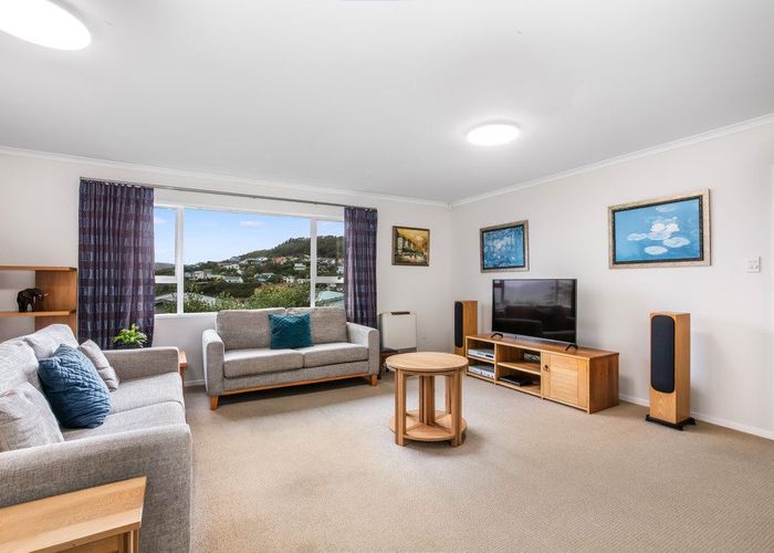  at 129 Kahu Road, Paremata, Porirua, Wellington