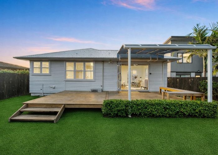  at 42C Vine Street, Mangere East, Manukau City, Auckland