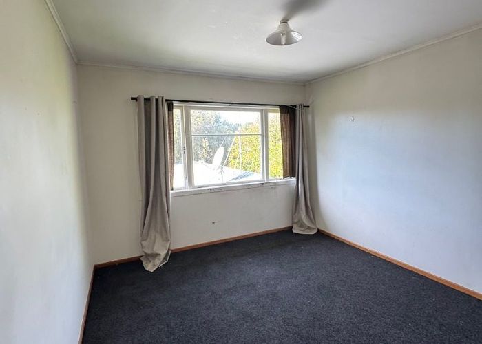  at 74 Kervil Ave, Te Atatu Peninsula, Waitakere City, Auckland