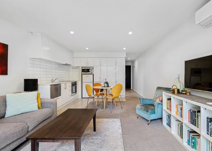  at 4-90 Edgeware Road, St. Albans, Christchurch City, Canterbury