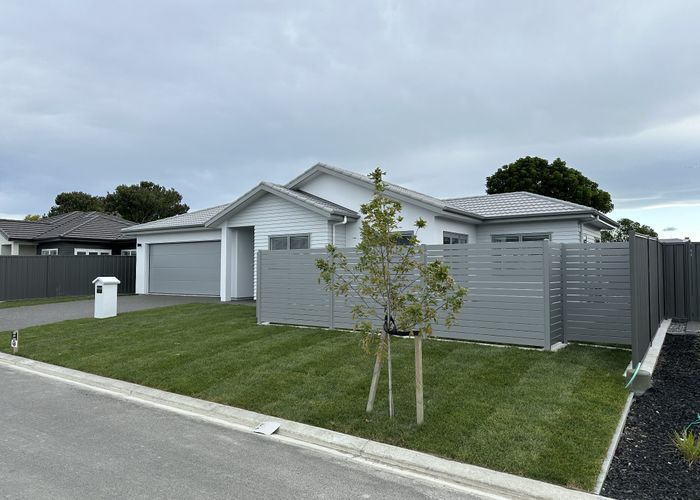  at 17 George Yee Place, Taradale, Napier