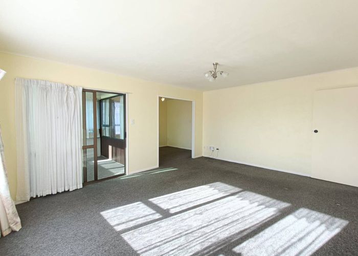  at 112 Aviemore Drive, Highland Park, Manukau City, Auckland