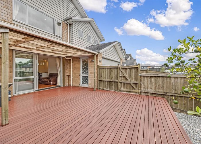 Free property data for 388 Ormiston Road, Flat Bush, Auckland homes.co.nz