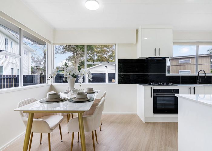  at 17 Nan Place, Pakuranga Heights, Manukau City, Auckland