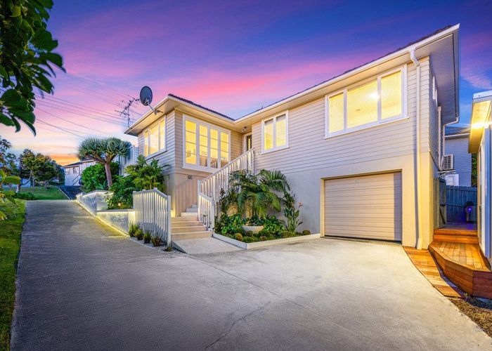  at 1/30 Selwyn Crescent, Forrest Hill, North Shore City, Auckland